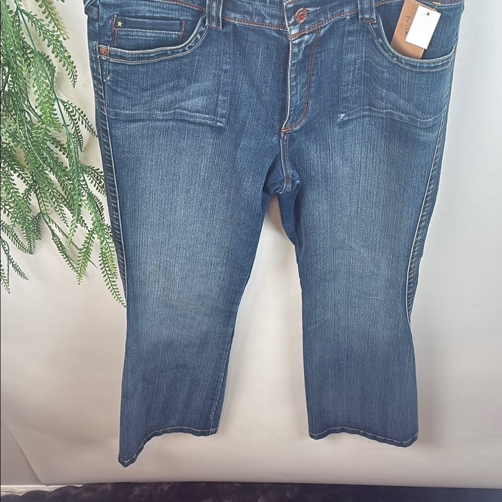 Classic Blue Flare Wide Leg Jeans with Contrast Stitching